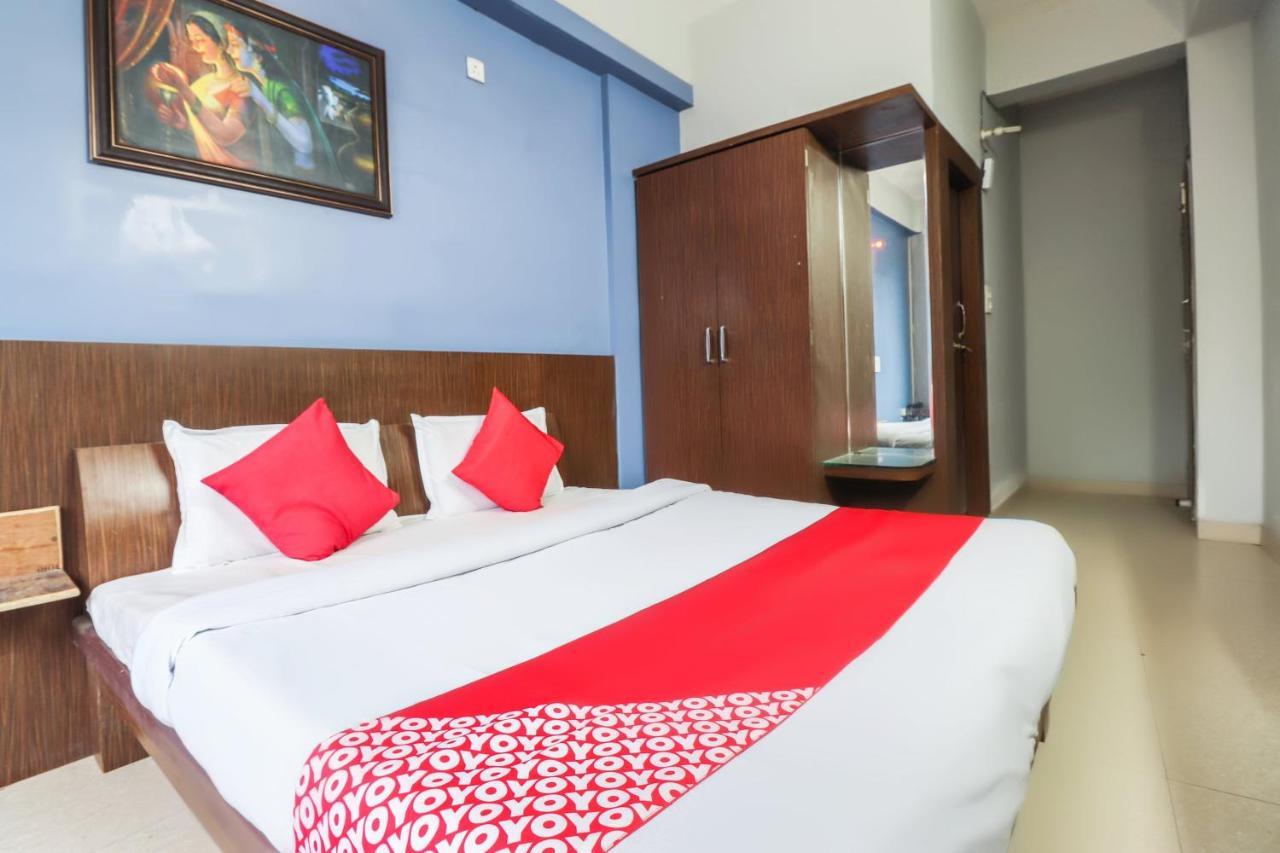 Oyo 69402 Yogeshwar Dhaam Hotel Vrindāvan Екстериор снимка